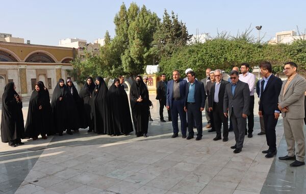 تجدید میثاق با شهدا در بوشهر