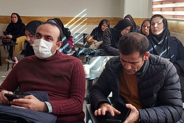  کارگاه تبیین و واکاوی ضروریات سفر یادگیری در دبیرستان‌ نمونه‌دولتی ولایت بهارستان‌دو