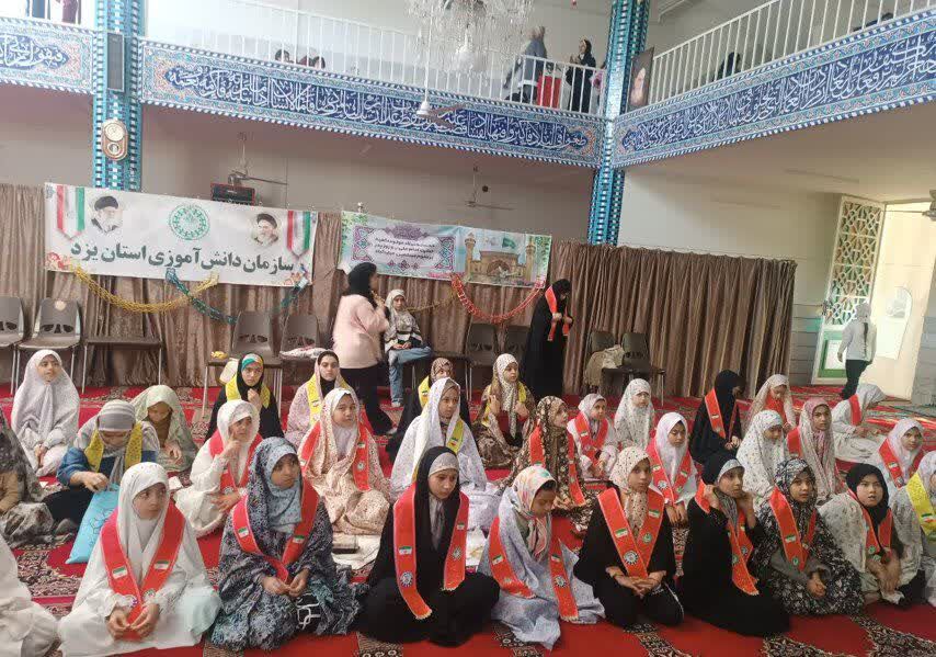 جماعت در اعتکاف دانش‌آموزی، طعم شیرین بندگی