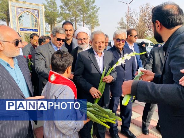 وزیر آموزش و پرورش به سبزوار سفر کرد