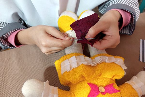 نمایشگاه خلاقانه حجاب در دبستان ایمان رباط‌کریم