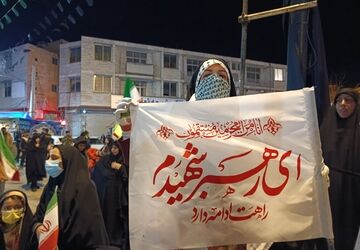 حضور گسترده مردم فارسان در تجمعات شبانه