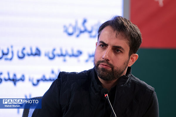 قرار بود اسکورت نخستین فیلم من باشد 