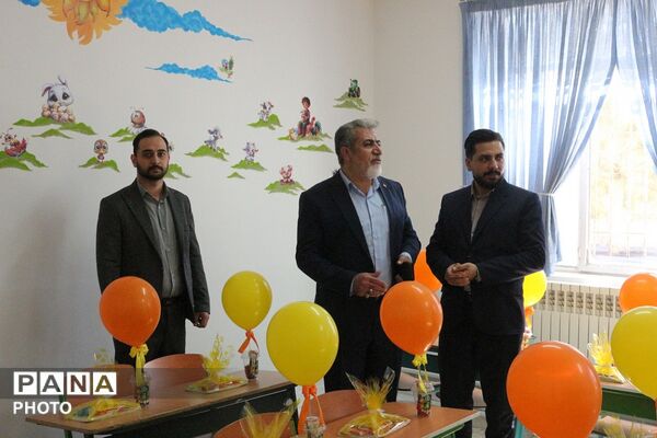 جشن رنگارنگ «غنچه‌ها» در کودکستان ماه راد