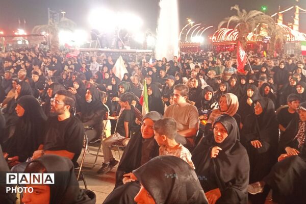 اجتماع اربعینی ها در میدان آزادی