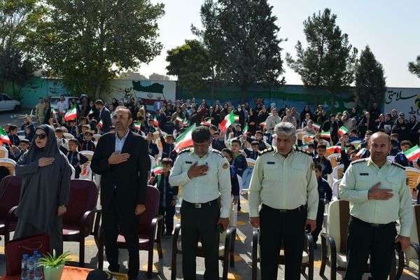 برگزاری جشن شکوفه‌های کلاس اولی دربهارستان‌دو