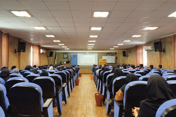 برگزاری جلسه آموزشی توجیهی رابطین مراقبت در برابر آسیب های اجتماعی در شهرستان قدس
