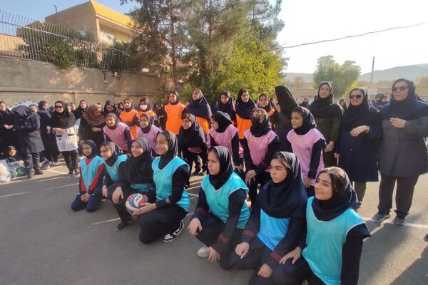 به‌مناسبت هفته بهداشت روان در دبیرستان فرشتگان ناحیه ۴شیراز 