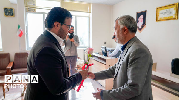 بازدید مدیرکل آموزش و پرورش خراسان رضوی از حوزه معاونت پرورشی و فرهنگی 