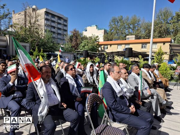 طنین یاد فاتحان خرمشهر در میان فرهنگیان