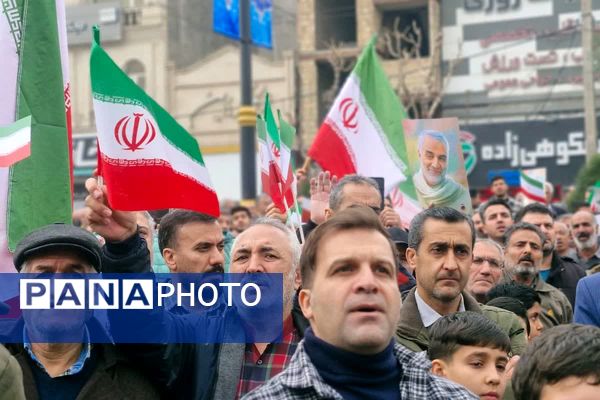 ۲۲ بهمن، میعادگاه حضور آگاهانه مردم قرچک در صحنه