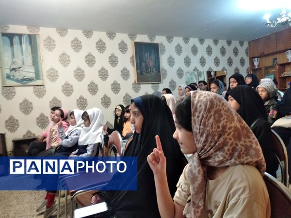 آموزش مقدماتی خبرنگاری در کانون ١۵ خرداد ناحیه ٣ آغاز شد