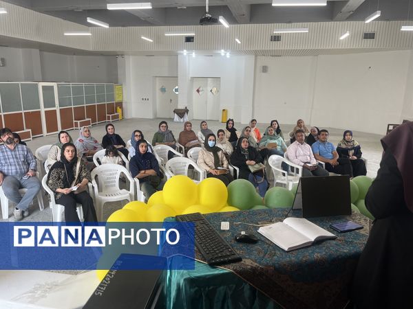 برگزاری جلسه اولیا و مربیان پایه اول دبستان شهید تندگویان