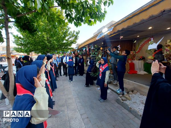 بازدید معاون فعالیت های سازمان دانش آموزی کشور از پاتوق برمدار ایران