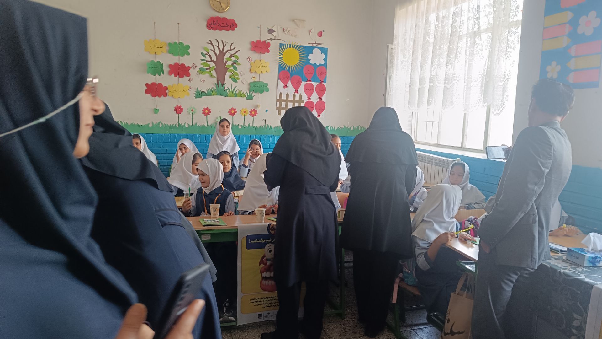 پویش مسواک خشک در مدرسه ضحی ۱ شهرستان شیروان