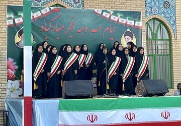 برگزاری جشن انقلاب در اشکذر