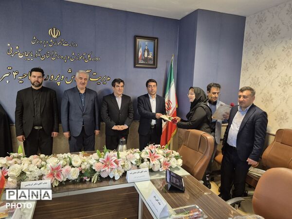 آیین سپاس معلم در آموزش و پرورش ناحیه ۴ تبریز