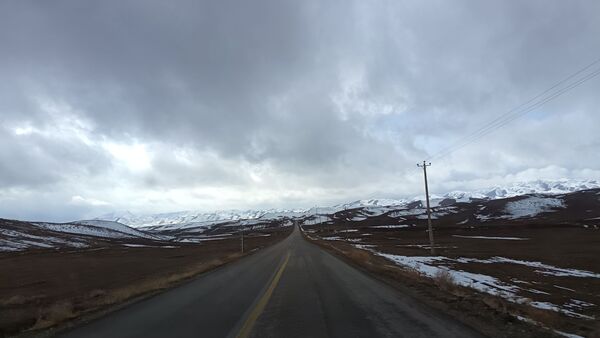 بارش برف زمستانی در روستای برزنون شهرستان نیشابور