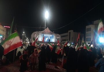 جا ماندگان مراسم تشییع رهبر شهید در کرمان 
