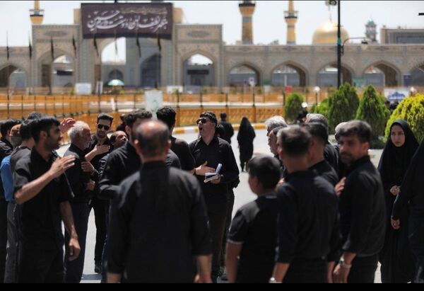 ظهر تاسوعا در جوار حرم مطهر رضوی