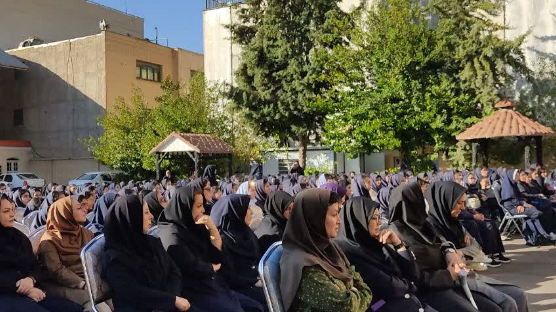  آغاز سال تحصیلی در دبیرستان فرزانگان یک شیراز