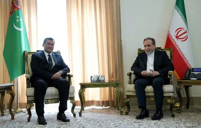عزم رهبران ایران و ترکمنستان برای گسترش روابط اقتصادی و تجاری
