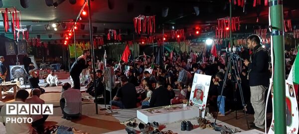 عزاداری شب‌های محرم در گلزار شهدای شجره طیبه میناب