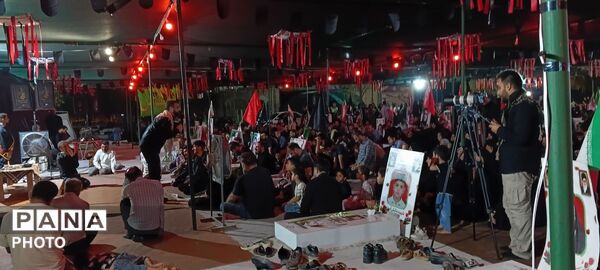 عزاداری شب‌های محرم در گلزار شهدای شجره طیبه میناب