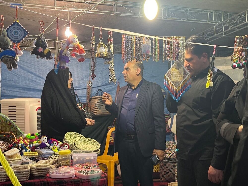 خدمت شبانه‌روزی موکب مرکزی اربعین دهلران به زوار امام حسین (ع)