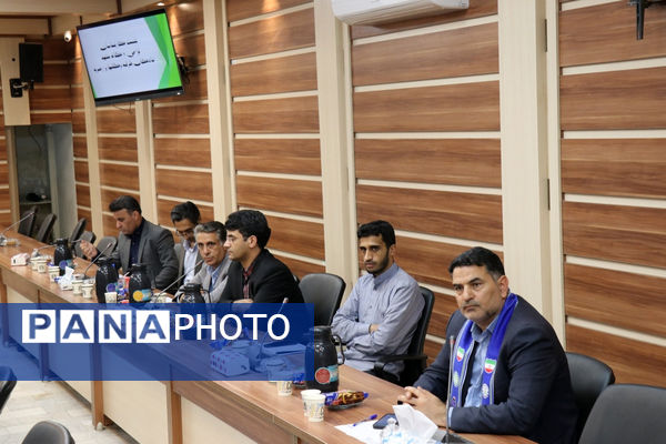 نشست کارشناسان سازمان دانش‌آموزی نواحی هفتگانه مشهد 