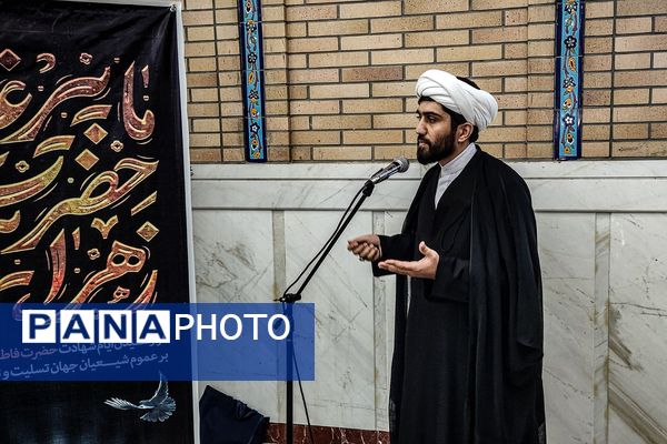 میز خدمت اداره فرهنگ شهرستان ری در مراسم نمازجمعه باقرشهر و کهریزک 