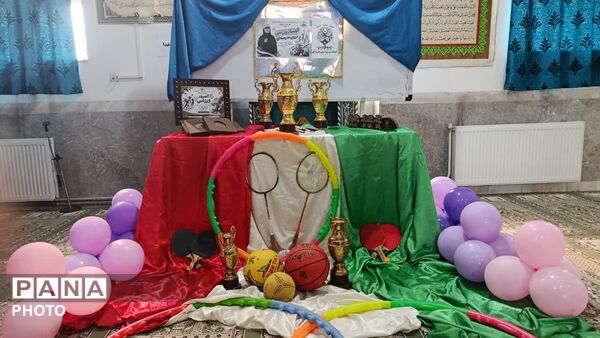 رقابت پرشور دانش آموزان دبیرستان اسحاقیه در المپیاد ورزشی درون مدرسه ای
