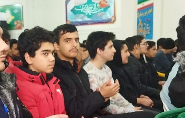 برگزاری جشن روز جوان و آغاز دهه فجر در دبیرستان شاهد ابوذر غفاری نیشابور 
