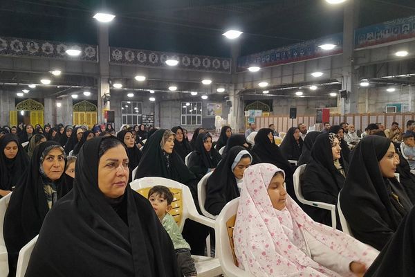 گردهمایی فعالان فرهنگی به‌مناسبت گرامیداشت مقام معلم در ناحیه دو بهارستان 