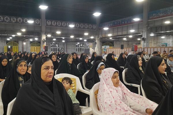گردهمایی فعالان فرهنگی به‌مناسبت گرامیداشت مقام معلم در ناحیه دو بهارستان 