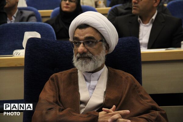 اجلاس سالانه همدان مرکز جهانی طب ایرانی 
