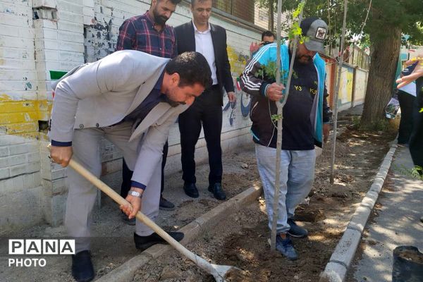 تجلی مشارکت در ترویج فرهنگ سلامت و محیط زیست  در دبیرستان پسرانه ملاصدرا