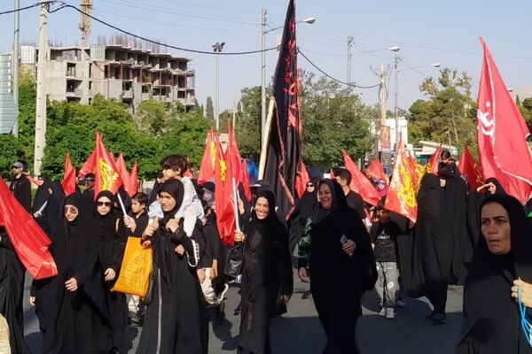 اربعین است و جهان یکسره هیأت شده است