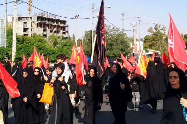 اربعین است و جهان یکسره هیأت شده است