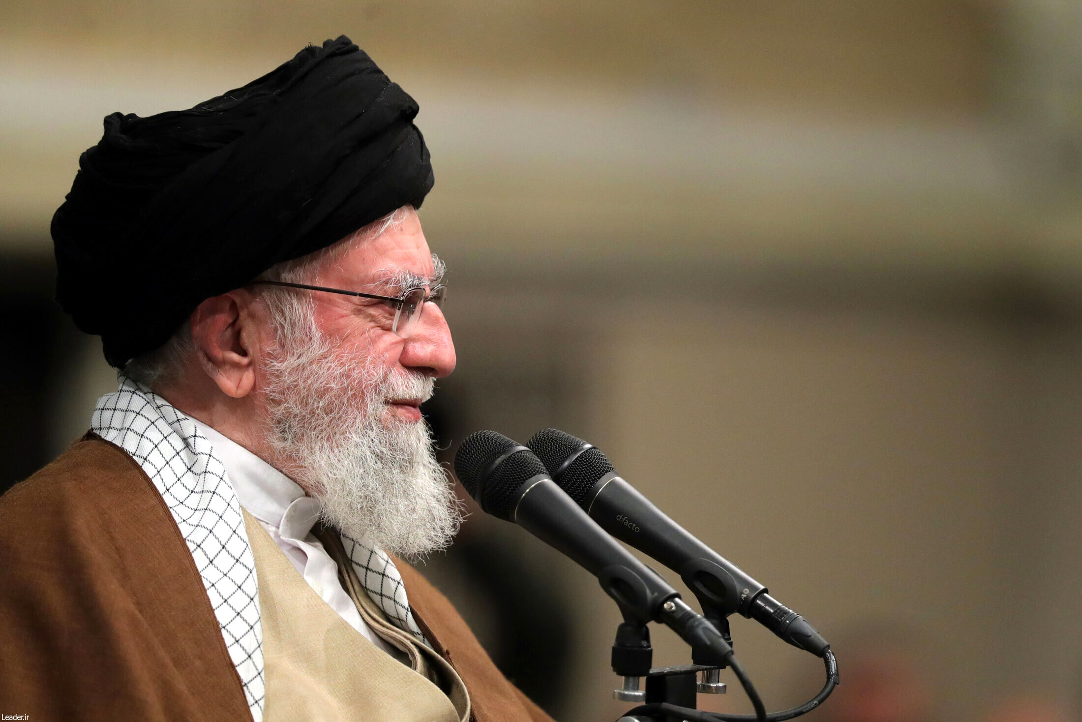 پیام رهبر انقلاب اسلامی به سی‌ویکمین اجلاس سراسری نماز
