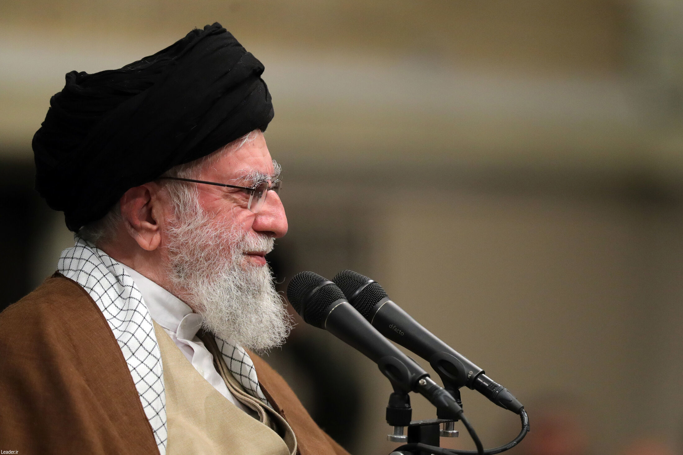 پیام رهبر انقلاب اسلامی به سی‌ویکمین اجلاس سراسری نماز
