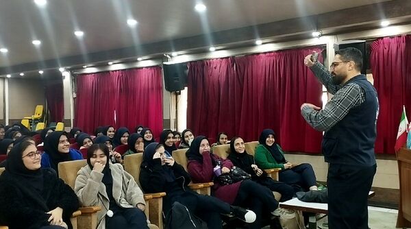 اردوی تمشک، تجربه‌ای متفاوت از کانون امید