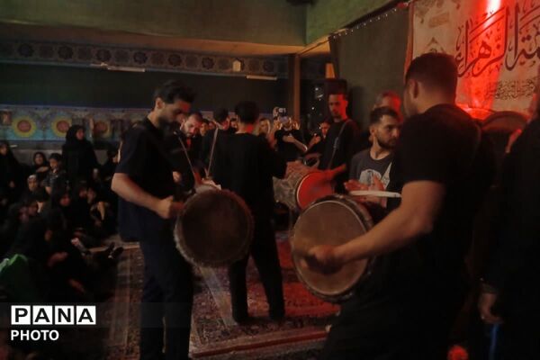لالایی عشق در سوگ کوچک‌ترین شهید کربلا