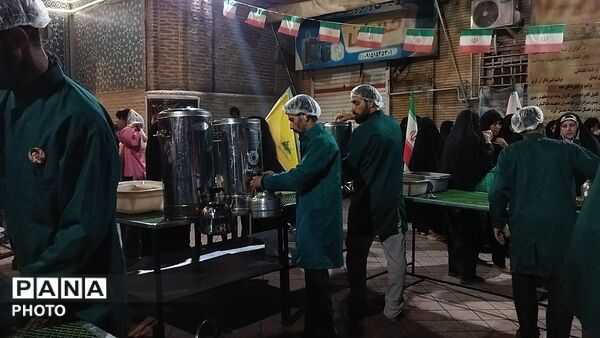 چایخانه حضرت زهرا (س) در اولین شب از ماه محرم 