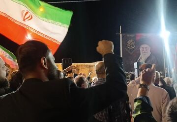 ۵۸امین پایکوبی مردم لنده در خیابان 