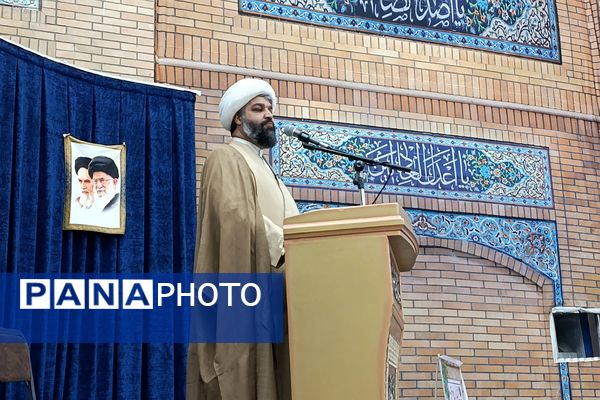 نماز عید قربان، تجلی بندگی خدا