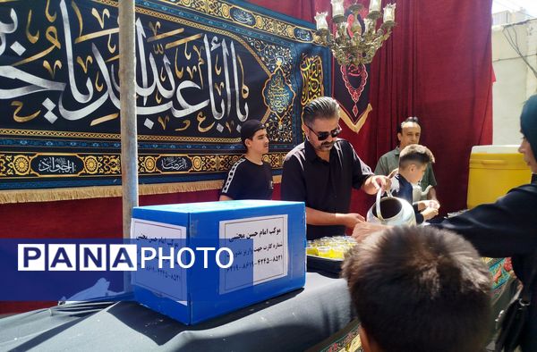 برپایی پرشور مراسم عزاداری سیدالشهدا در خیابان‌های نیشابور 