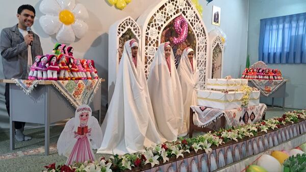 جشن تکلیف دختران کلاس سومی دبستان ام‌ البنین در دارالقرآن مرکزی یزد