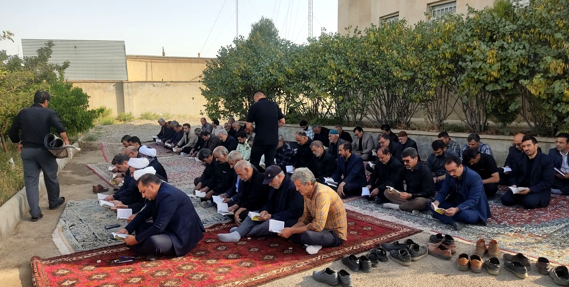 مراسم قرائت زیارت عاشورا در تیتکانلو