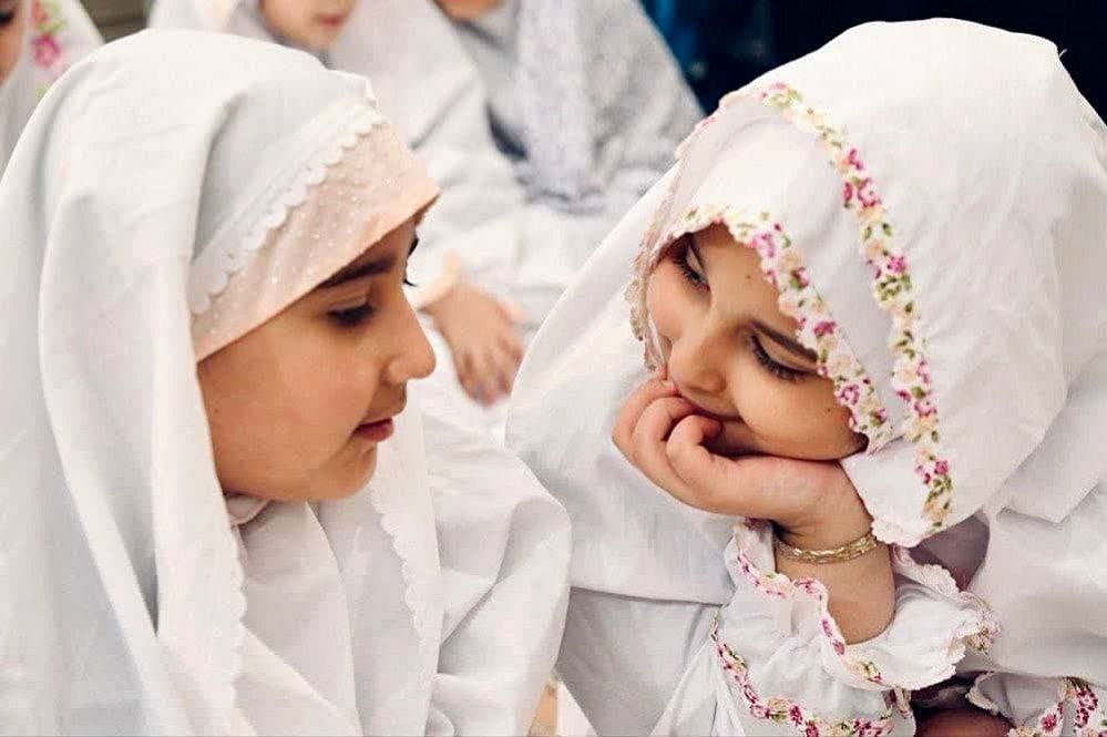 برگزاری آیین جشن تکلیف در حسینیه ثارالله روستای دولت‌آباد شهرستان نمین